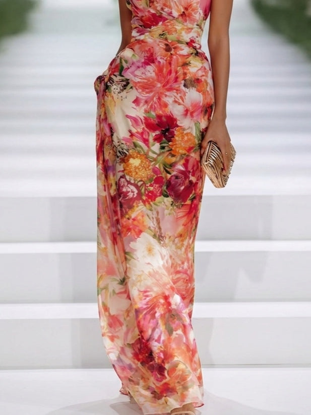Robe Maxi en Mousseline Rouge à Fleurs Col Licou Sans Manches