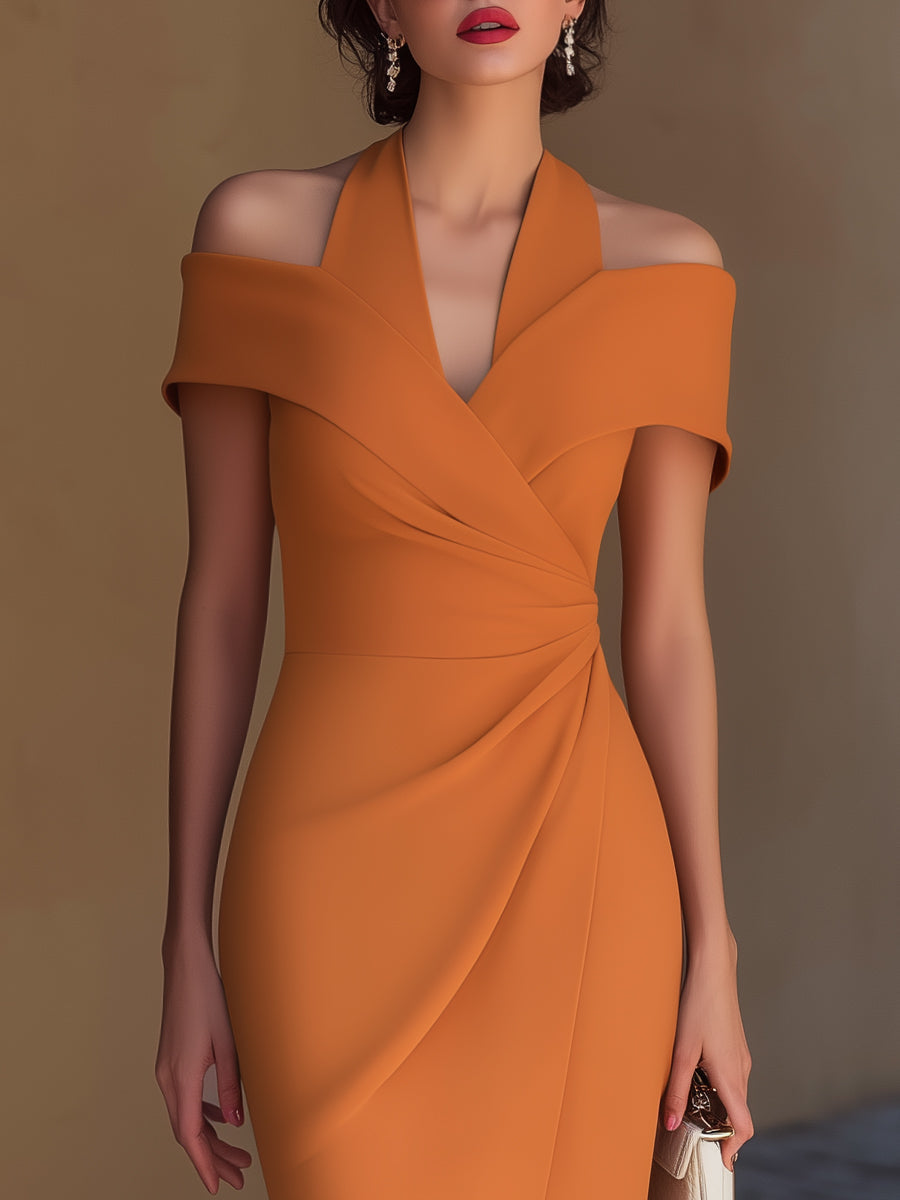 Robe midi portefeuille froncée à épaules dénudées et col halter