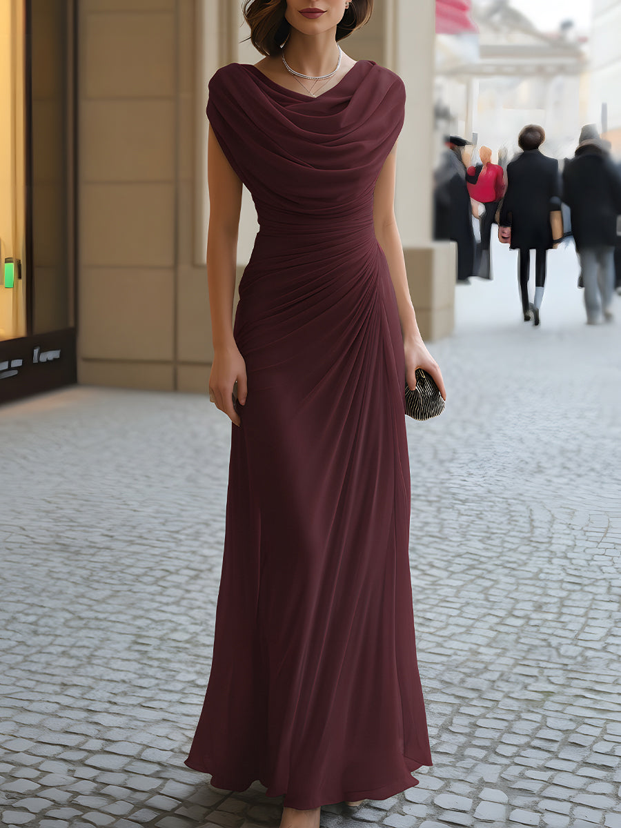 Robe longue drapée à col bénitier et froncée
