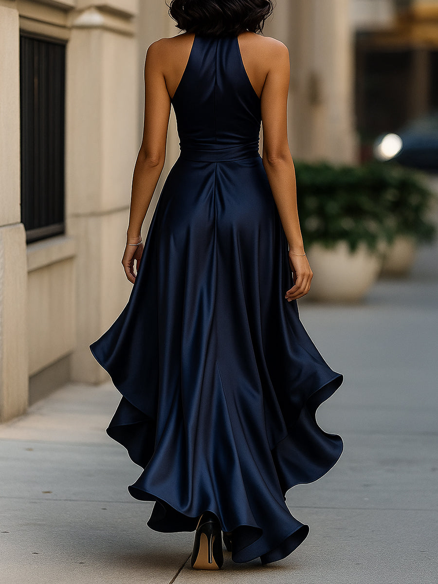 Robe dos nu en satin Midnight Elegance à volants