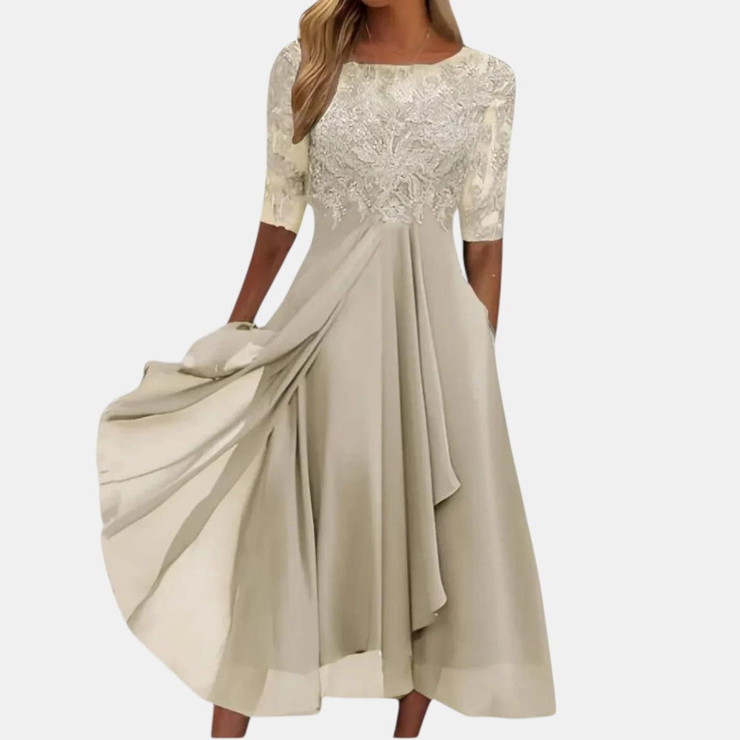 Kara | Robe Élégante en Dentelle