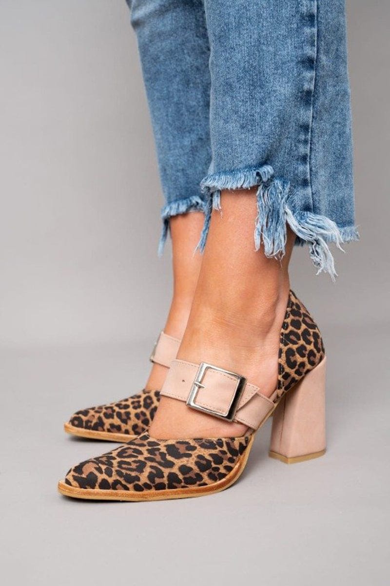 Ilana | Chaussures à Talons Larges Avec un Imprimé Léopard Saisissant