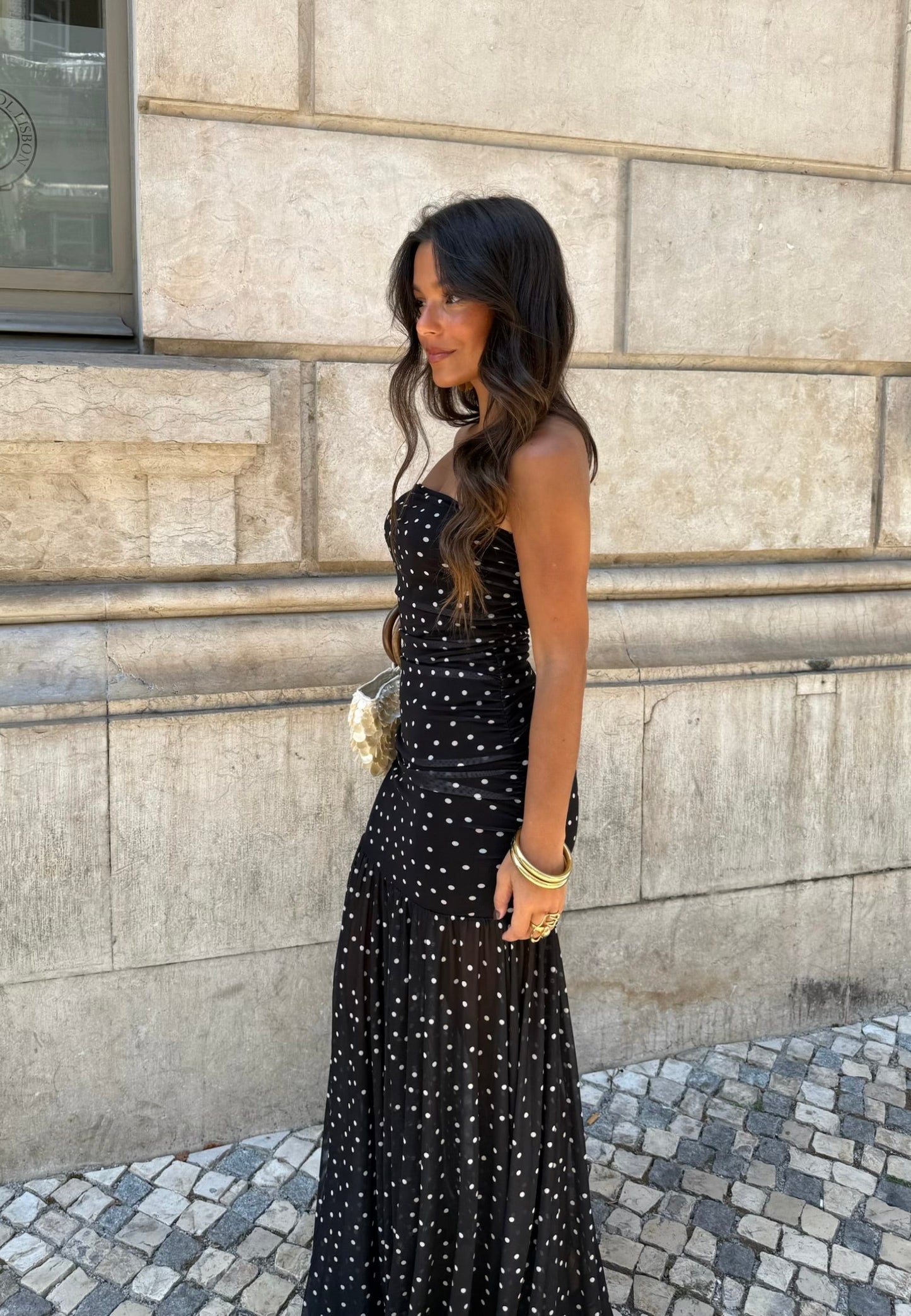 Robe à Pois Noirs