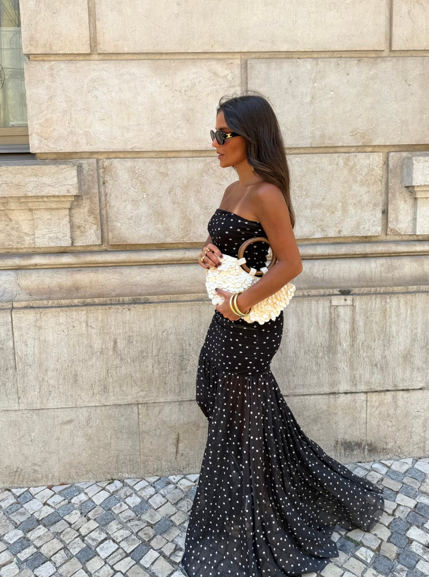 Robe à Pois Noirs