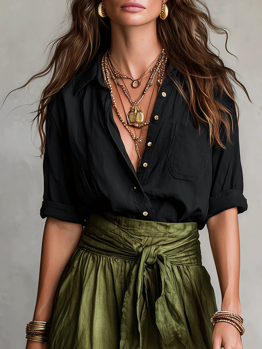 Vera | Ensemble Deux Pièces : T-shirt Noir Et Jupe Midi Vert Olive