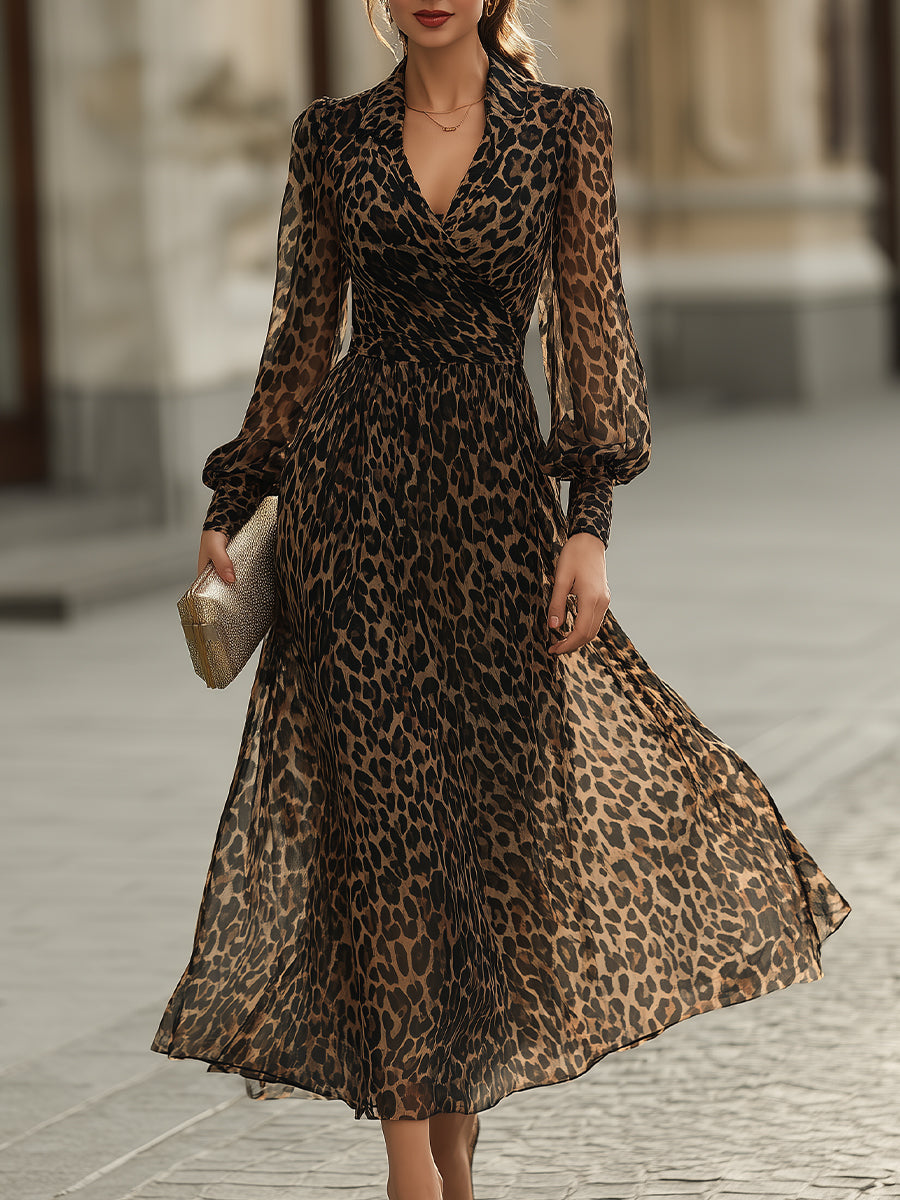 Robe midi portefeuille à imprimé léopard et manches longues