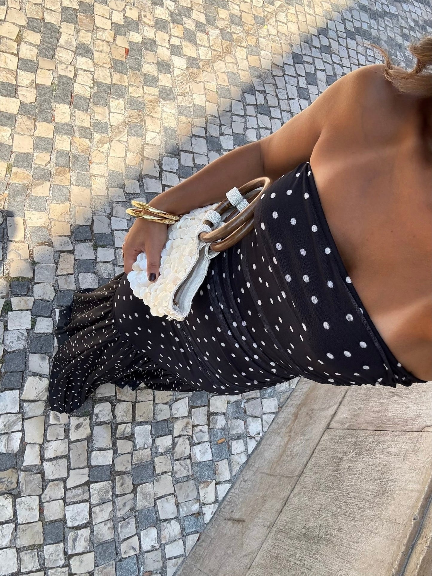 Robe à Pois Noirs