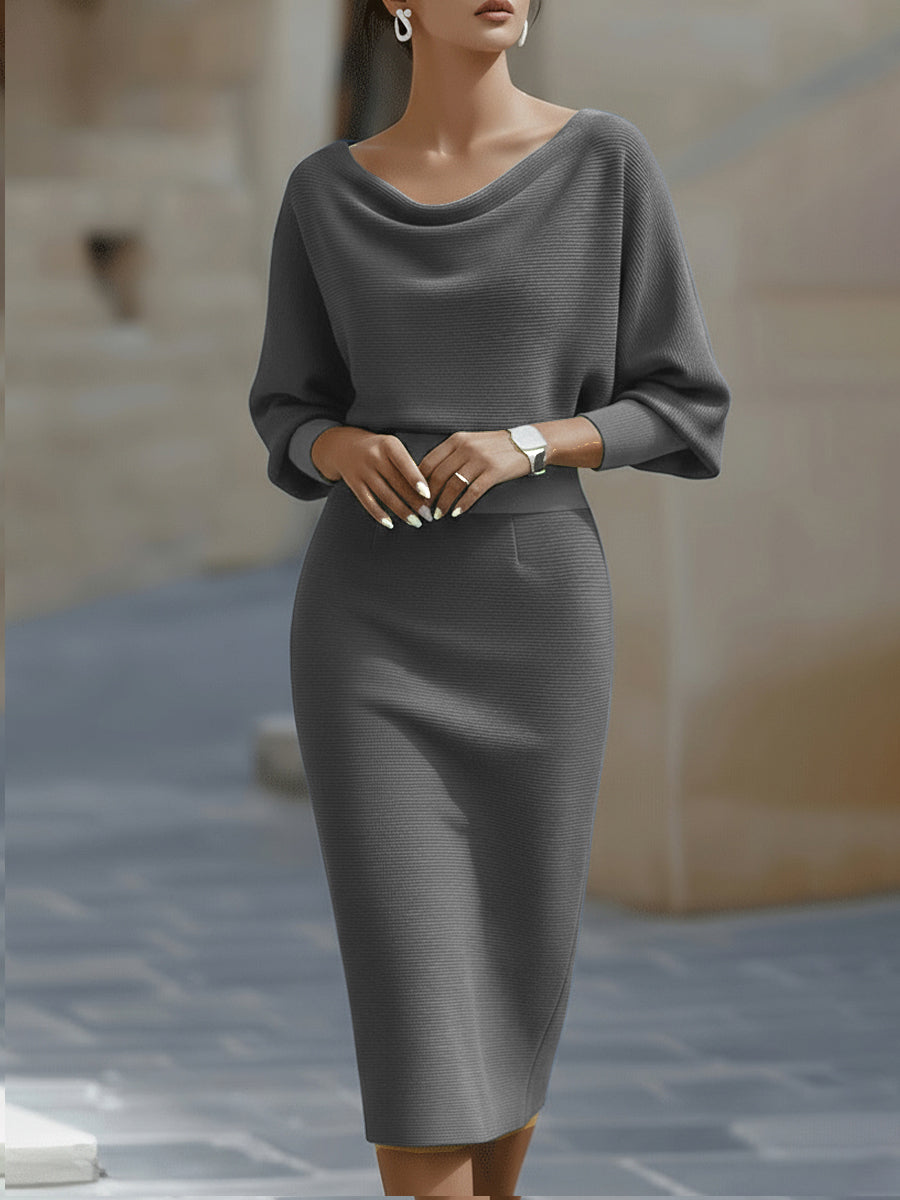 Robe midi blanche drapée à manches chauve-souris